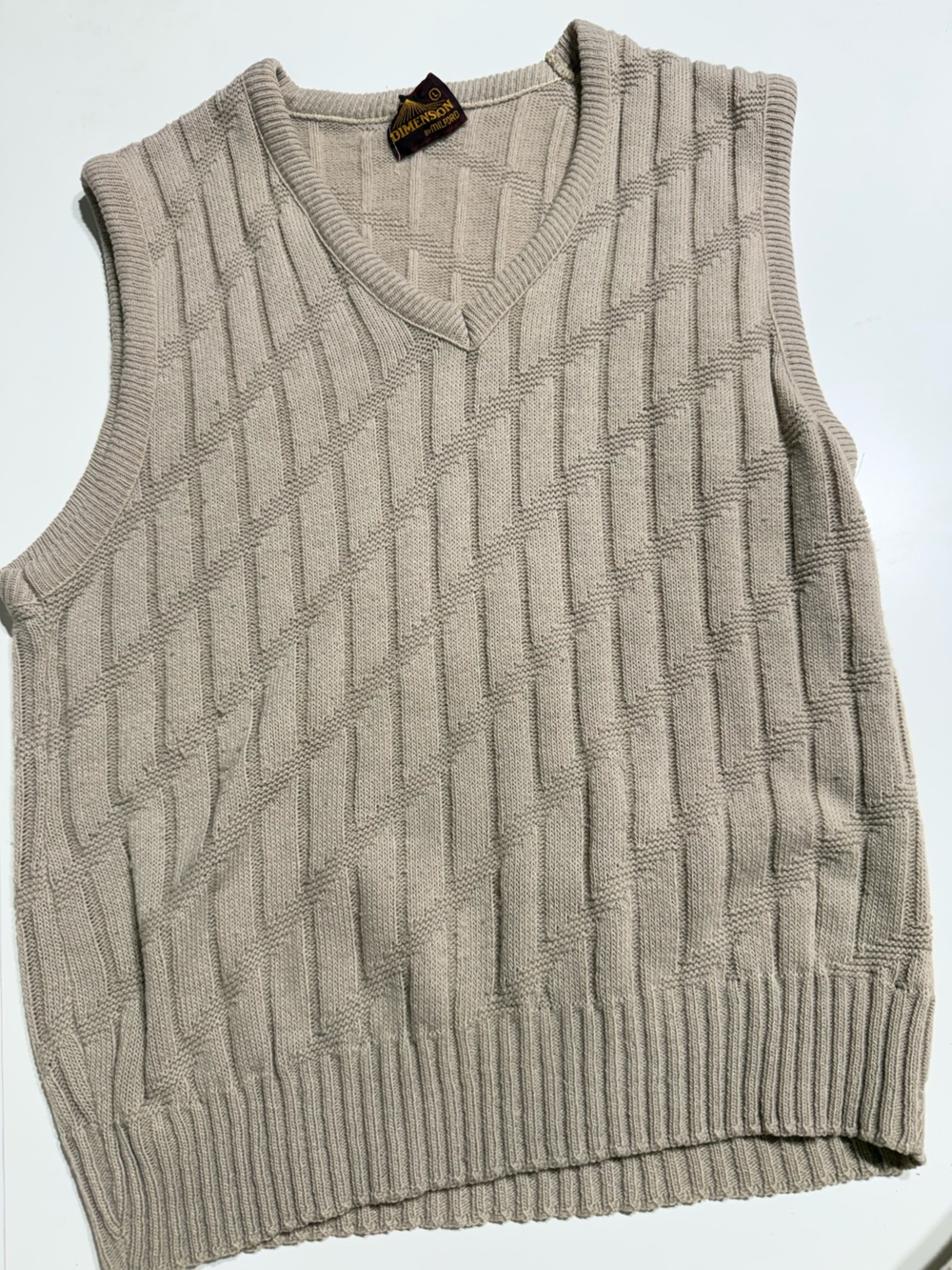 Men's Textured Knit Sweater Vest in Beige